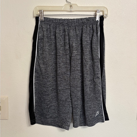 Boys RBX athletic shorts size XL - Picture 1 of 6